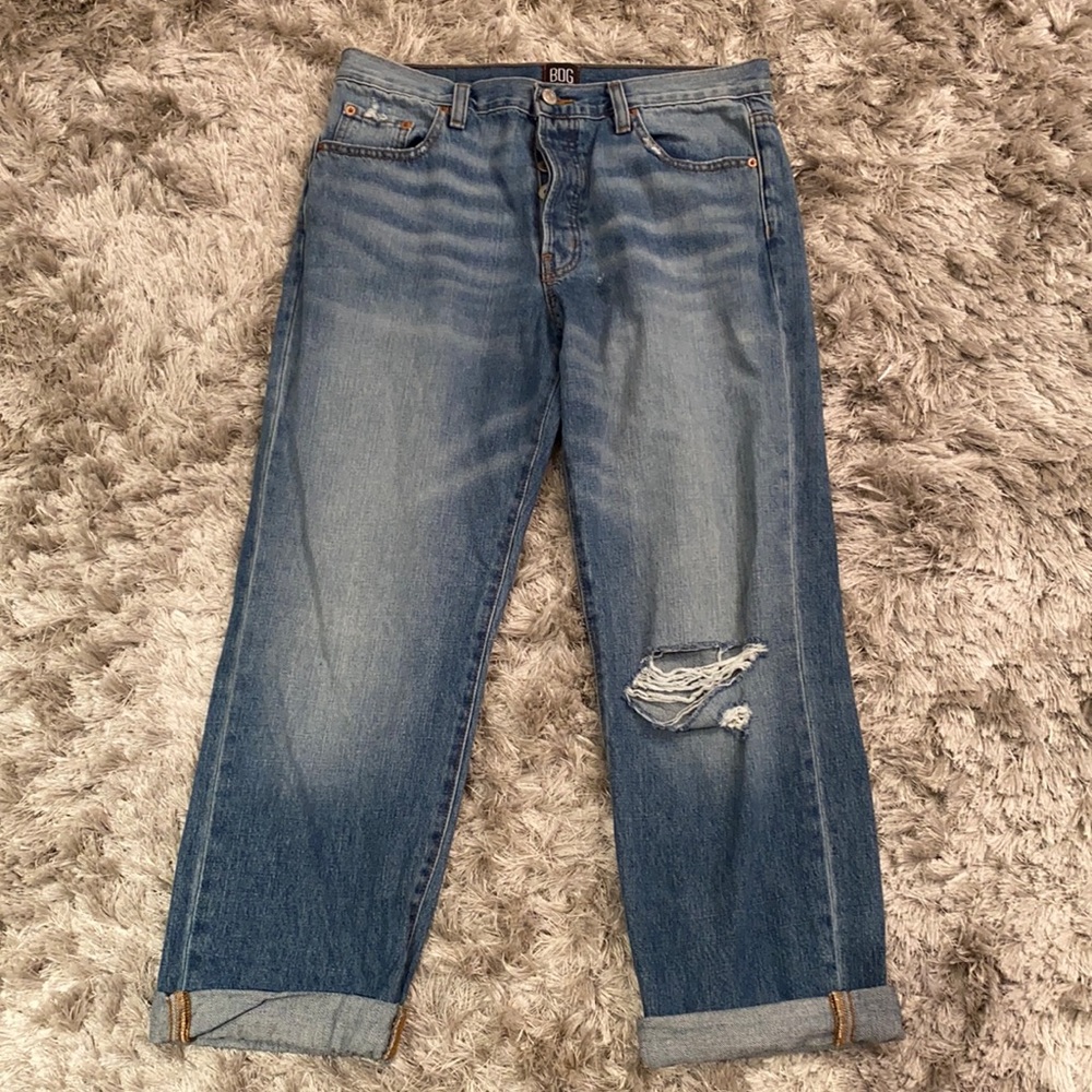 urban outfitters BDG boyfriend jeans. Size 28.